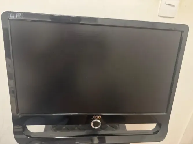 Monitor da marca AOC f19l