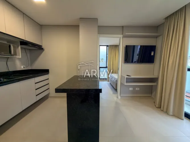 Apartamento de 1 Quarto Mais completo de Paranaguá: Vaga Coberta, Academia e Lazer no Roof