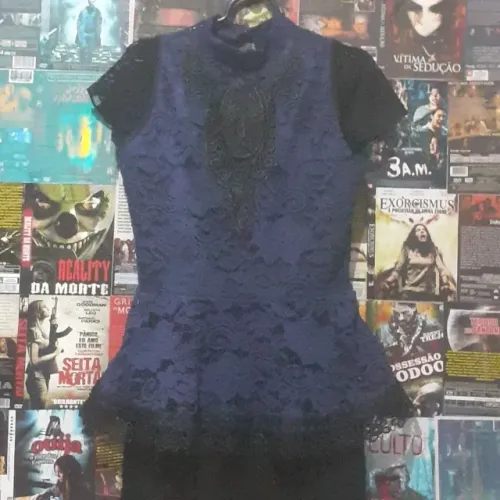 Conjunto Gótico Romantico - Vestido Preto de renda e Blusinha de renda Preta com roxo/azul