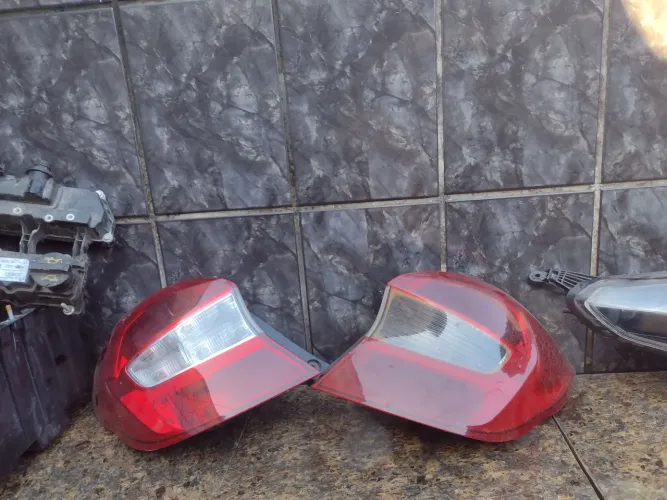 Lanternas do Ford ka 2020(o par)