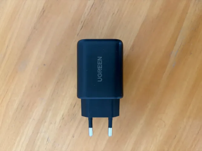 Carregador UGreen 45w GaN