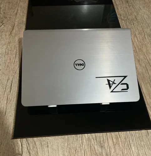 NOTEBOOK DELL i5 P49G