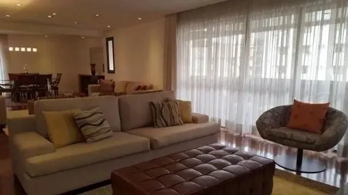 Apartamento de alto padrão à venda no Condomínio Cap D Antibes do Campo Belo em São Paulo 