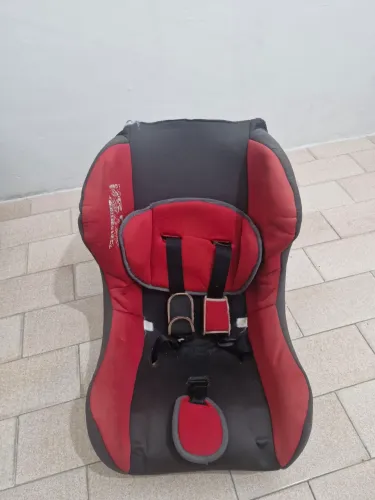 Cadeirinha de carro para criança de até 18kg