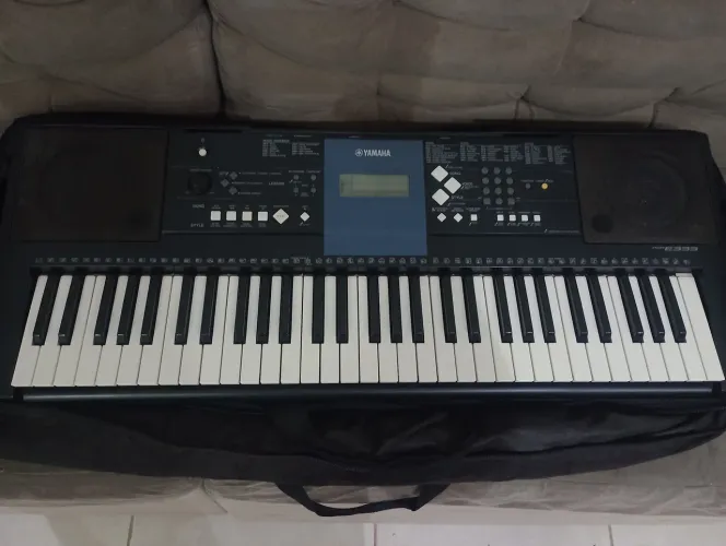 Teclado Yamaha e333