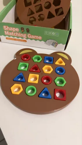 Jogo Educativo de encaixar formas