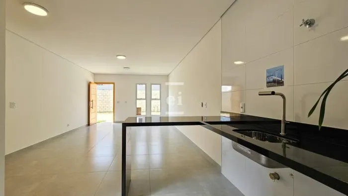 ACEITA FINANCIAMENTO  Casa em Condomínio Residencial Katarina em bairro do Poste - Jundiaí