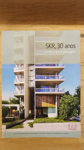 Arquitetura - Revista monolito - SKR, 30 anos
