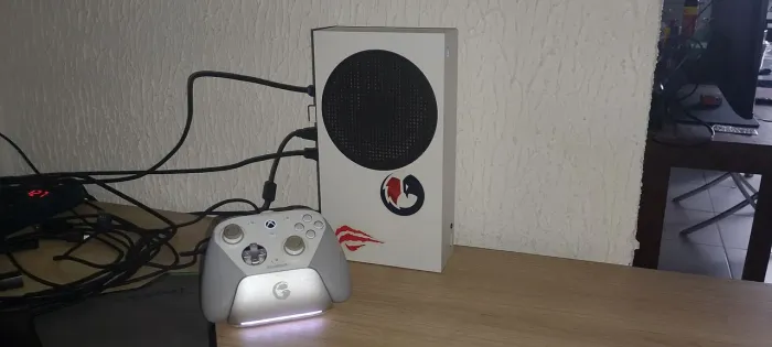 Xbox Séries s semi novo 