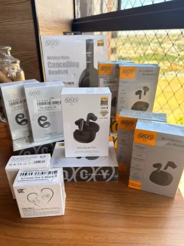 VENDO FONES QCY - NOVOS E LACRADOS