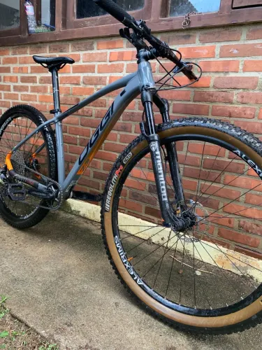 Bicicleta Oggi Big Wheel 7.3