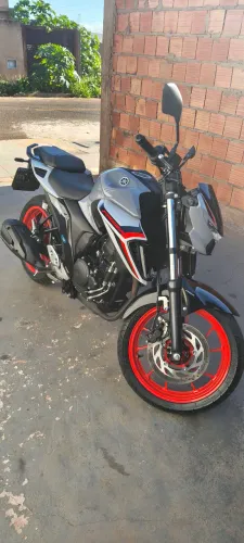 FAZER 250 / FZ25 2025 MODELO 2026