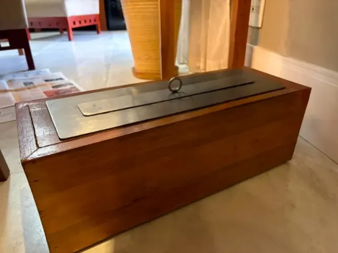 Lareira Ecológica de Mesa em Madeira e Aço Inox a Álcool / Bioetanol
