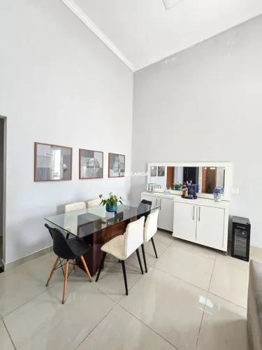 Excelente casa térrea 4 suites no condomínio Jardins Valencia