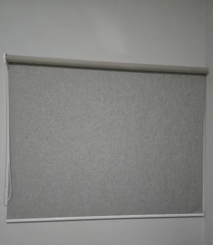 Persiana cinza 100% blackout