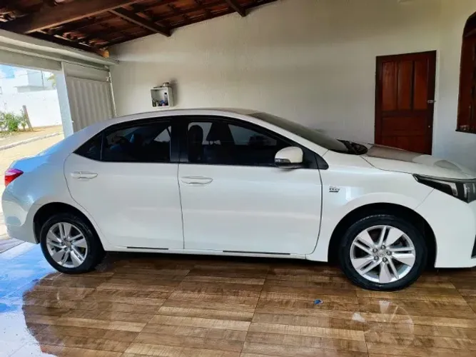 Toyota Corolla GLI 1.8 Flex 16V Aut. 2016