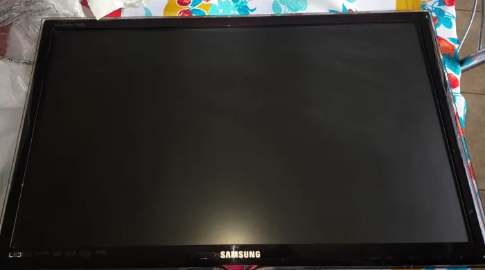 TV Samsung 27" Full HD T27A550 - Funciona Perfeitamente