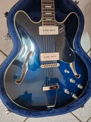 Guitarra Vox Bobcat semi acústica