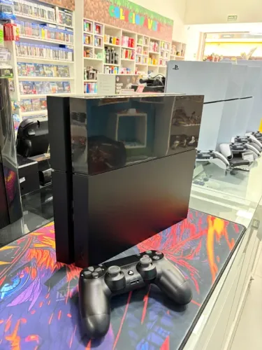 PS4 Fat 500gb 3 meses de garantia revisado lindo -- faço envio--