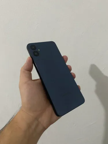A05 128GB