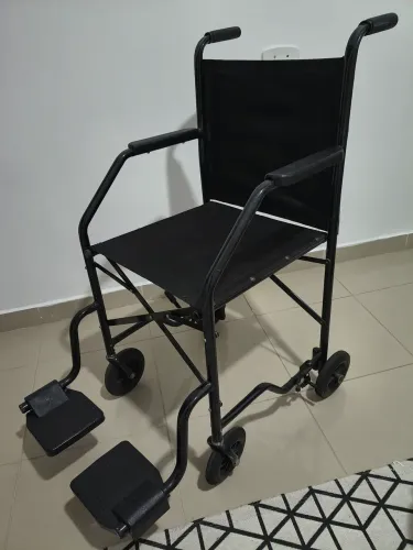 Cadeira de rodas.