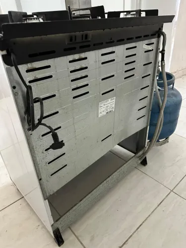 Vendo fogão Dako turbo, elétrico 05 bocas tripla chama  branco 