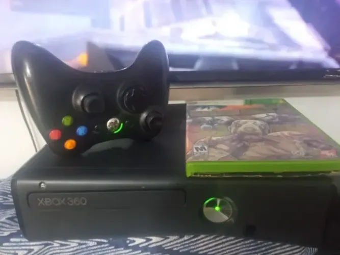 Xbox 360, Super Slim, 2 Controles, 2 Jogos, Parcelo, Aceito troca