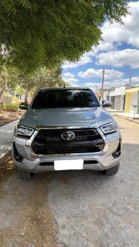 Toyota Hilux CD SRX 4X4 2.8 TDI 16V Diesel Aut. 2025
