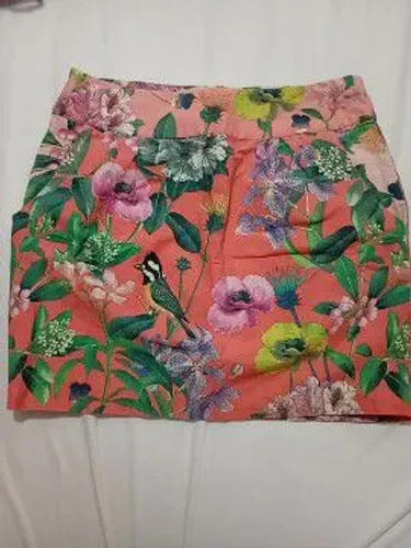 Saia florida com bolso lateral M veste 38 a 40
