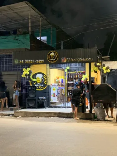 Alugo ponto comercial na avenida 