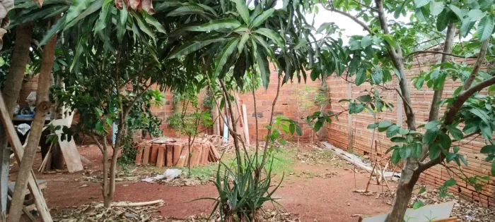 LOTE murado para venda com 250 m² com alicerce no Setor Sol Nascente II - Brazabrantes - G
