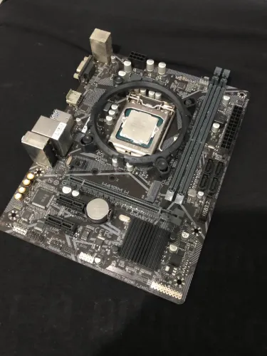 Vendo processador e placa mãe