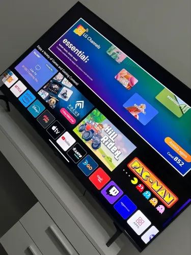 TV LG 60" UHD 4K Smart TV AI ThinQ - Excelente Estado