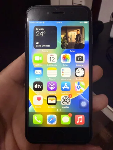 iPhone 8