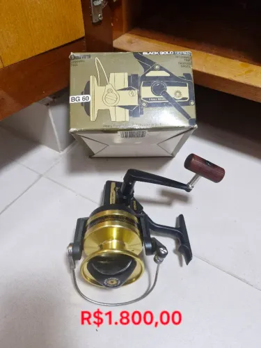 Molinete Daiwa BG90 Black Gold 3 Rolamentos