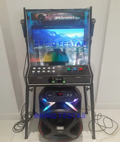 Vendo Máquina de Karaokê/Jokebox + Fliperma Bartop