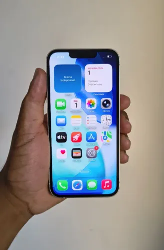 iPhone 13 todo original, com Caixa original dele, muito bem cuidado!