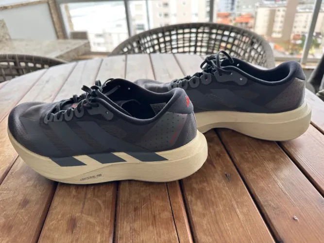 ADIZERO EVO SL