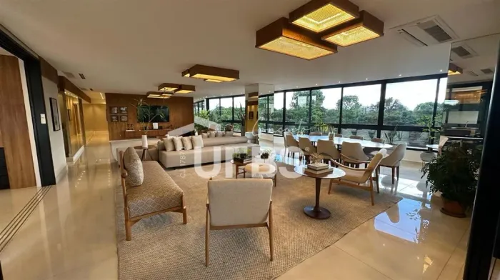 Apartamento no Marista de 404 metros