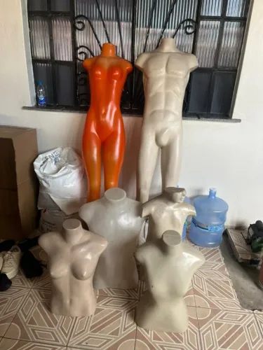 Manequins diversos