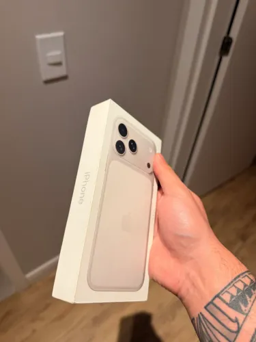 iPhone 17 Pro Max 256GB Prata Novo Lacrado