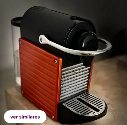Cafeteira Nespresso C60 cápsulas