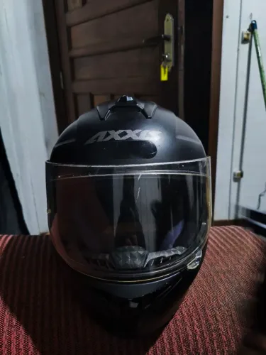 Vendo capacete usado em bom estado 