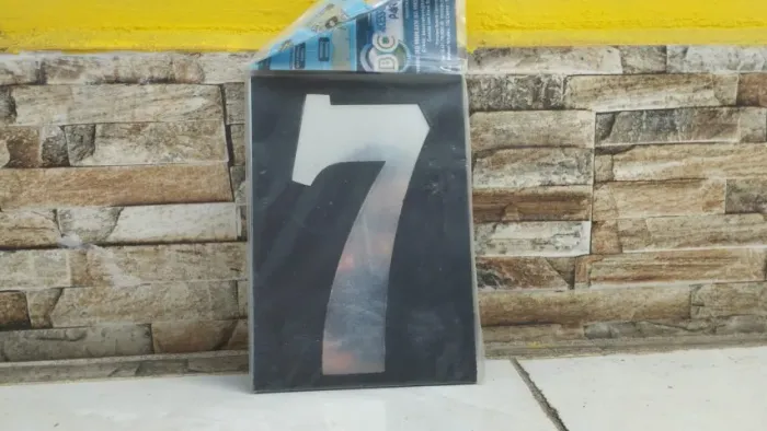 Número espelhado para colocar em casa 14,5 X 10cm - Bezerra Cavalcanti