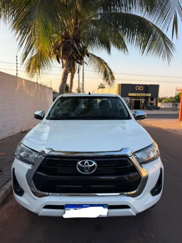 Toyota Hilux CD SRV 4X4 2.8 TDI Diesel Aut. 2024