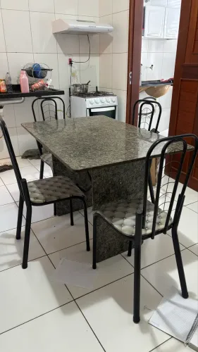 Mesa Granito com 4 cadeiras