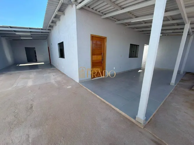 CASA À VENDA  BAIRRO APONIÃ - RÉCEM REFORMADA