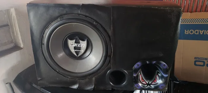Som automotivo com potência