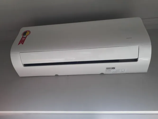 Vendo um ar  condicionado da mar Springer,  por 1.200