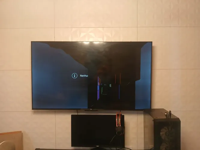Tv com display danificado pra remoção de peças